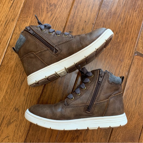 Cat & Jack | Chocolate Brown high top sneakers| Sz 2 - Picture 4 of 13
